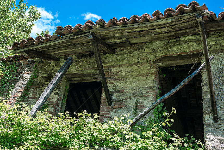 意大利利古里亚废弃房屋图片