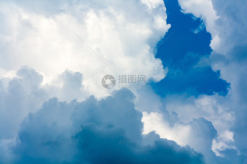 有云的蓝天空多云臭氧气象蓝色天堂生活气氛白色空气宗教图片