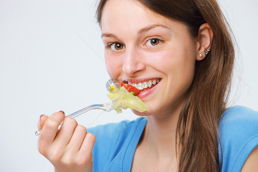 健康选择女孩青少年女性健康饮食快乐女子水平小吃沙拉福利图片