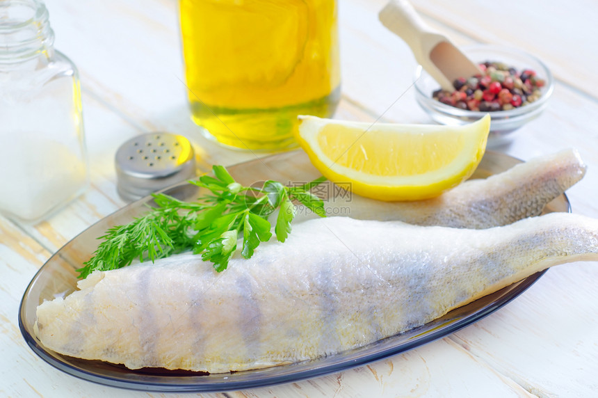 生鱼午餐海洋柠檬木板营养装置小吃鱼片盘子淡水图片