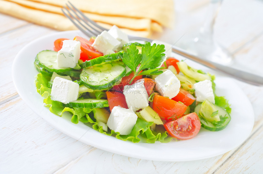 希腊沙拉叶子草药饮食黄瓜胡椒食物洋葱午餐餐巾美食图片