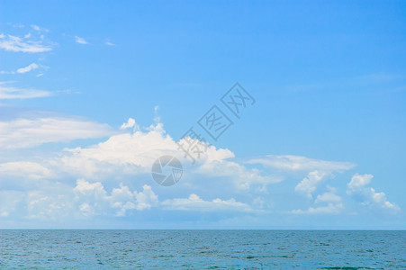 海洋和天空照片波浪侵蚀水平旅游彩色闲暇高清图片