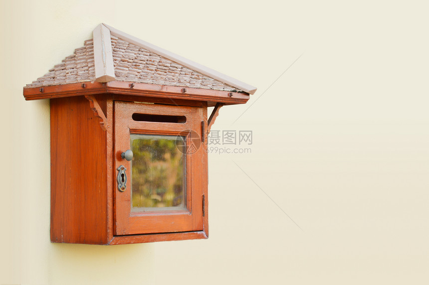 木制邮箱图片
