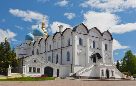 俄罗斯喀山克里姆林宫的布拉戈申斯克大教堂教会蓝天鞑靼城市日光信仰首都太阳能建筑学宗教背景图片