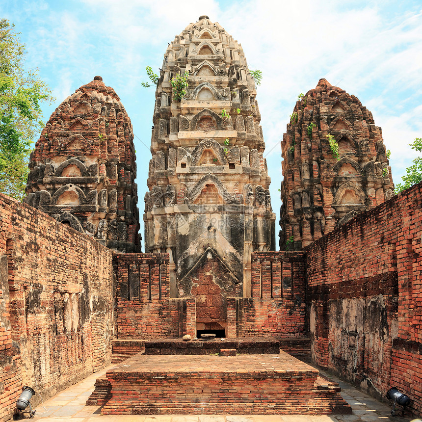 Sukhothai历史公园的Ruin图片