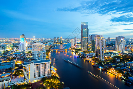 黄昏时曼谷天线天空市中心技术办公室建筑首都城市景观阳台建造背景