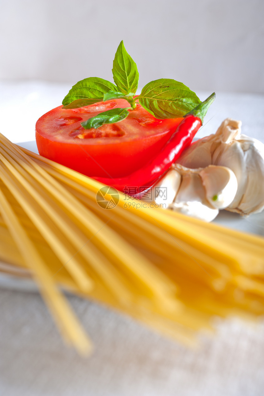 意大利面条意大利面番茄配料美食蔬菜小麦盘子食谱文化午餐烹饪胡椒食物图片