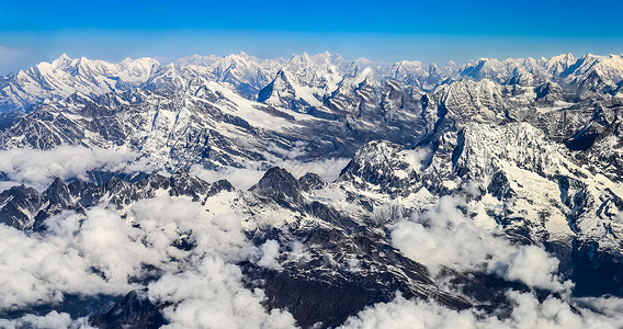 喜马拉雅山珠峰山脉全景高清图片