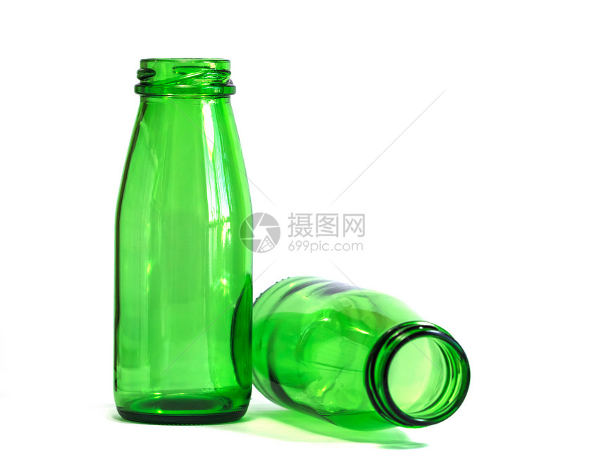 白色背景上的绿色瓶子 重点是左瓶图片