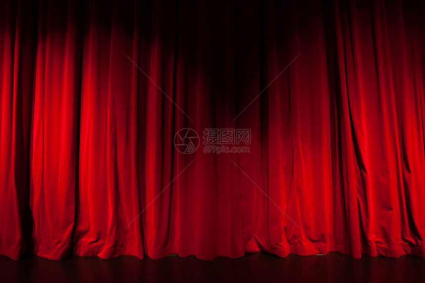 剧场的幕帘和聚光灯乐队展示歌剧窗帘织物喜剧演员戏剧观众礼堂图片