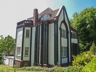 昆斯特勒达姆施塔特的伯伦斯之家艺术殖民地建筑学住宅自由艺术家新作可乐风格房子背景