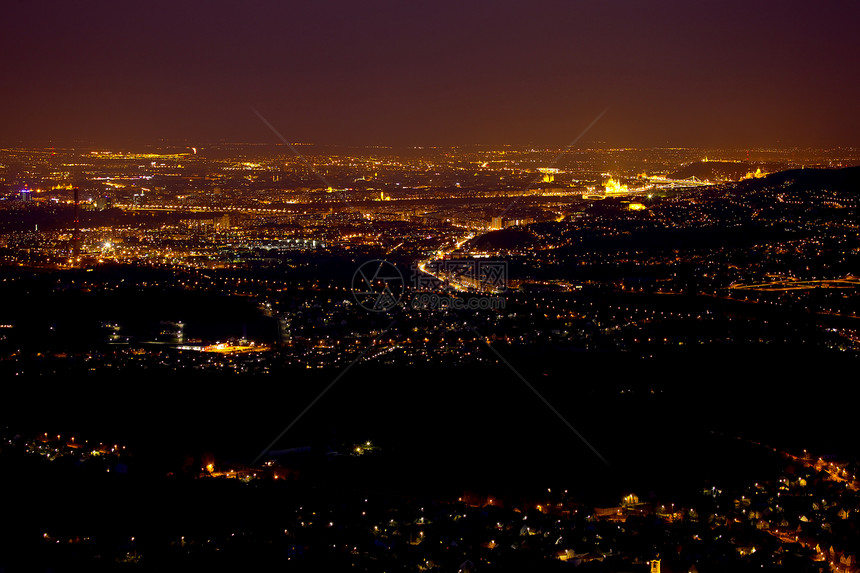 夜间城市全景建筑学房屋天线地平线景观土地首都风景远景图片