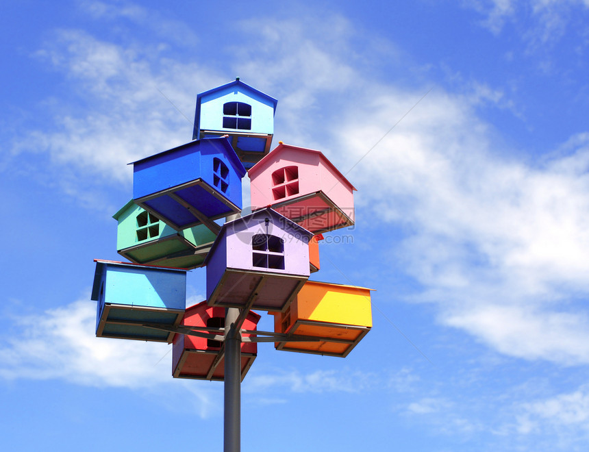 色彩多彩的筑巢箱动物住宅住房团体鸟巢财产盒子公寓房子社区图片