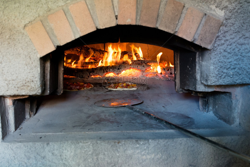 披萨烤炉柴火烹饪烤箱木头午餐烧伤餐厅美食香肠火炉图片