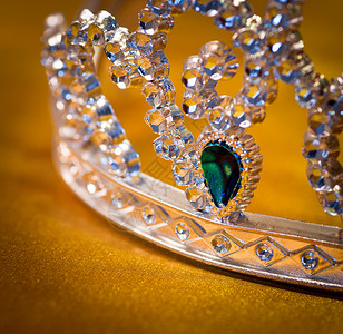 钻石公主号邮轮珠宝王冠派对皇冠故事女性盛会传奇优胜者宝石新娘金子背景