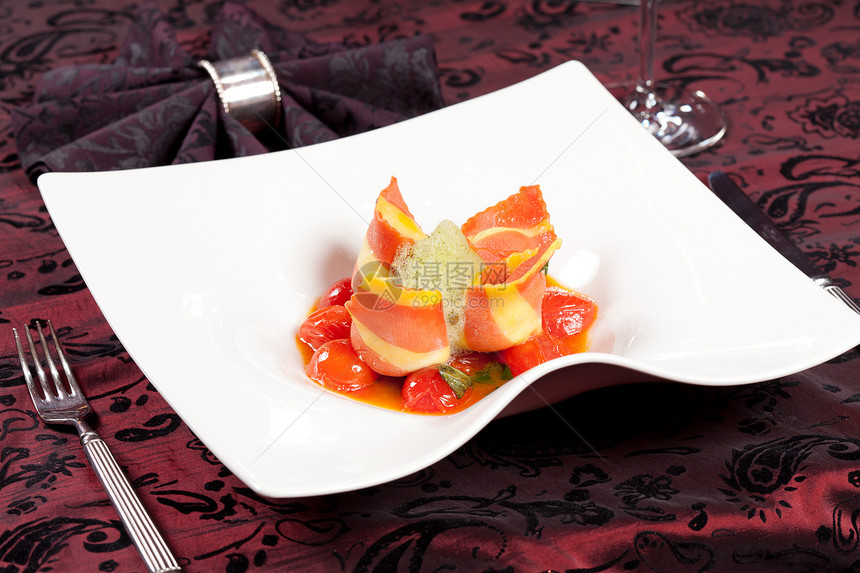 意大利含蔬菜的火腿红色塔帕剑纹吃饭食物小吃猪肉美食图片