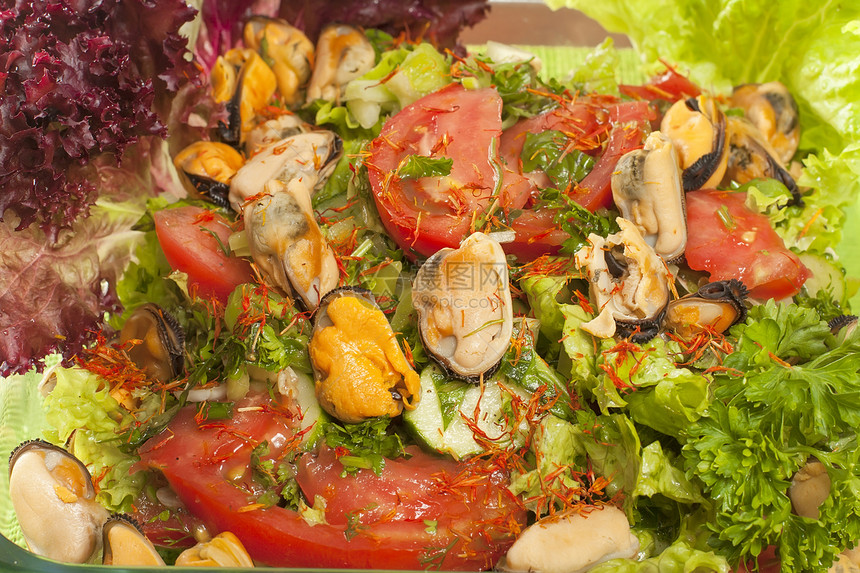 蔬菜沙拉加贝贝壳藏红花红花香料青椒烹饪小吃饮食香菜食物维生素图片