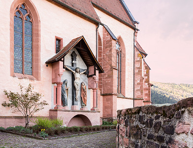 德国镇墙壁村庄城市日落教堂教会建筑物鹅卵石山坡旅游高清图片