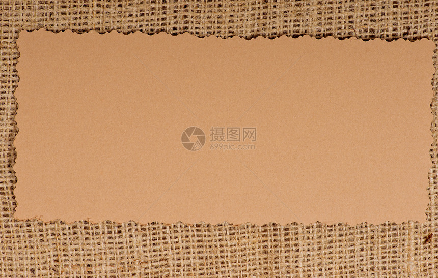 天然覆布上的旧纸标签棕褐色市场硬化木板价格接缝棉布商业销售织物图片