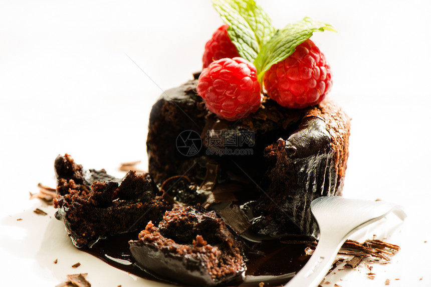 巧克力蛋糕时间食谱美食可可覆盆子液体餐厅面包巧克力蛋糕图片