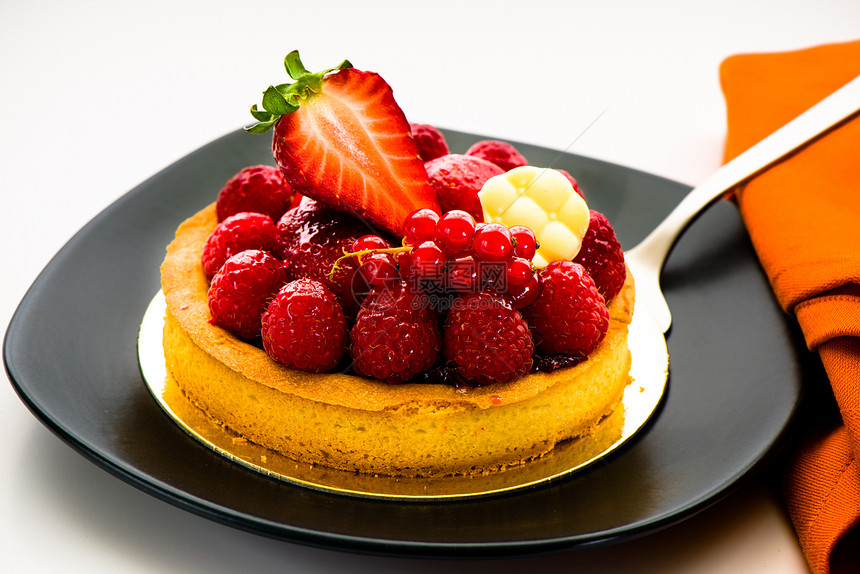 水果甜果覆盆子美食蛋糕庆典浆果糖果面包盘子食物巧克力图片