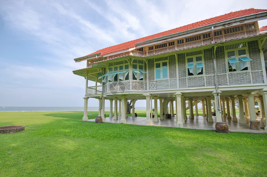 旧木屋建筑学游客国家建筑房子文化旅行绿色历史艺术图片