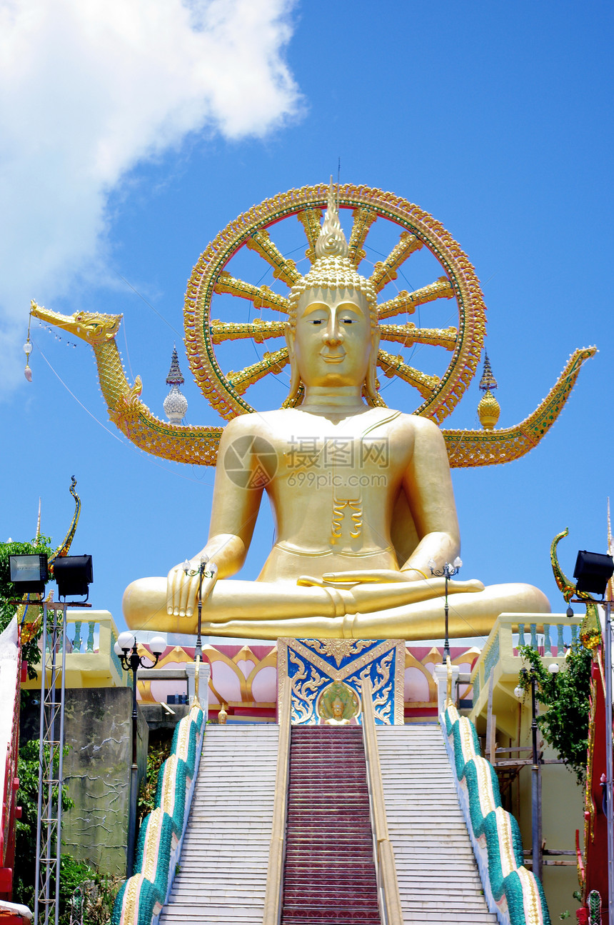 泰国Samui岛大佛金子寺庙楼梯图标天空宗教信仰建筑风格旅行图片