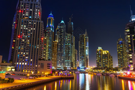 1213国祭日2012年11月14日 UAE 迪拜Marina的夜生活运输灯光摩天大楼景观码头建筑学场景住宅旅行天际背景