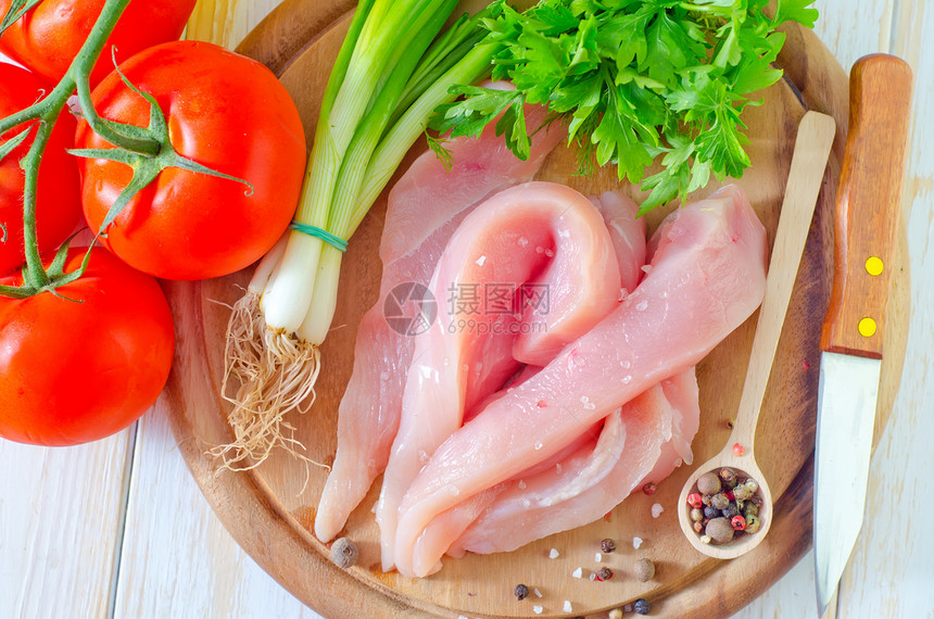 鸡肉和香料胸部胡椒饮食营养美食鱼片烹饪蔬菜家禽叶子图片