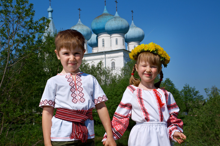 俄国小男女儿童太阳邮政教堂石头文化质量孩子明信片教会天堂图片