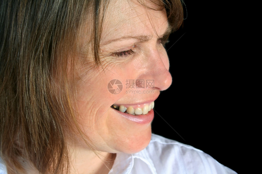 中年女性形象的微笑图片