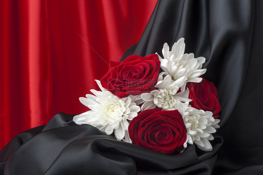 装饰背景结构墙纸窗帘波浪状白色海浪寝具花朵布料材料玫瑰图片