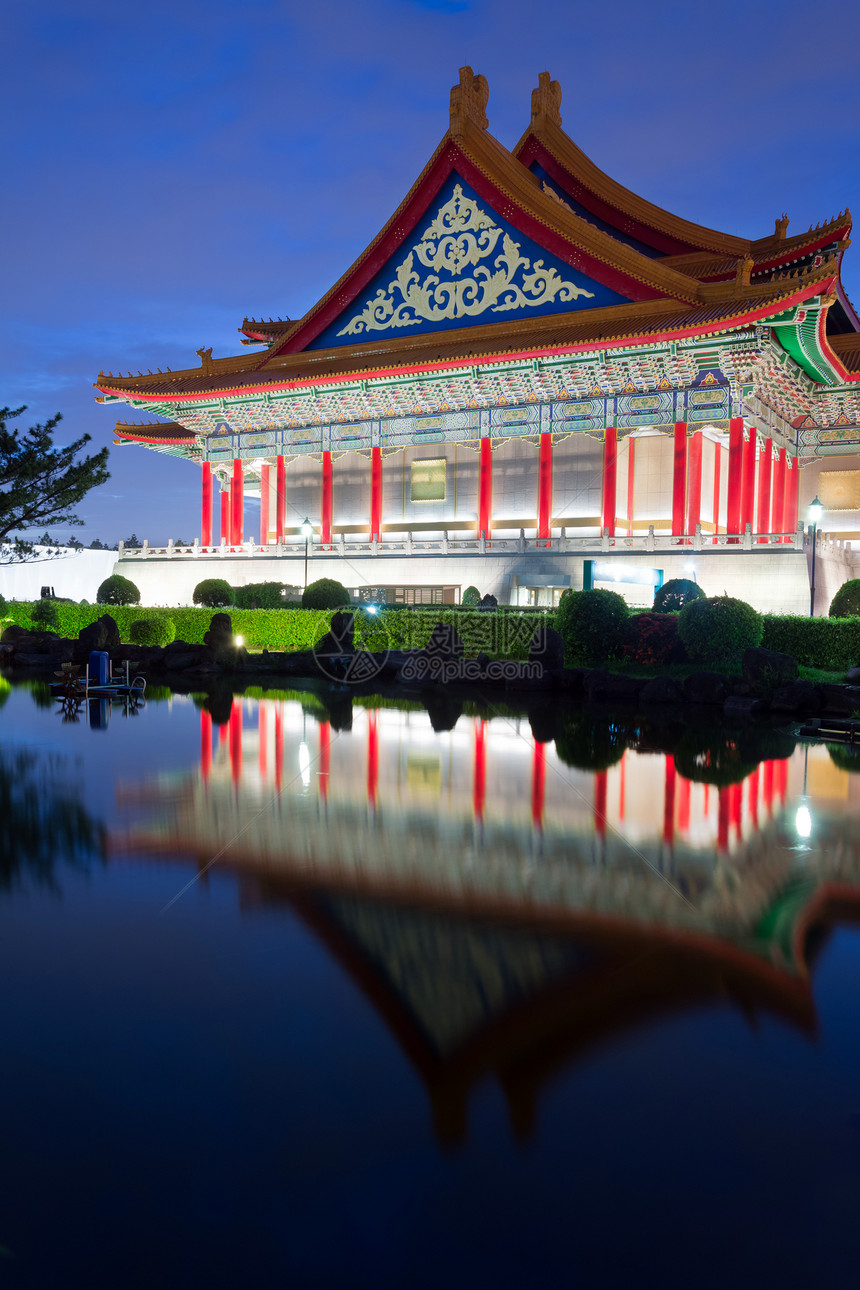 台北国家音乐厅文化吸引力游客历史性旅游建筑历史国家旅行反射图片