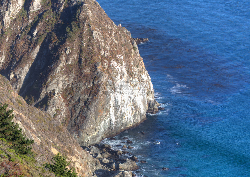 大南悬崖海岸线支撑海景风景天空岩石美丽太阳蓝色冲浪图片