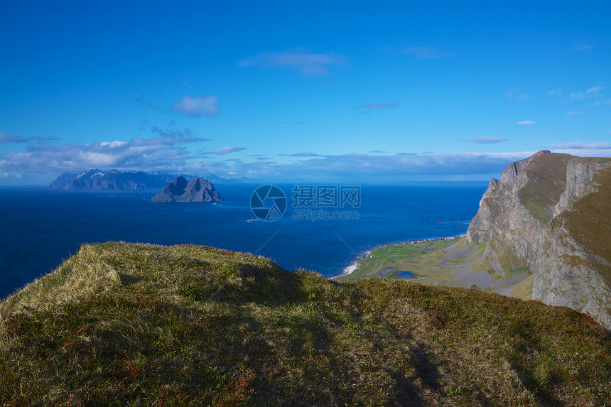 洛福顿的悬崖风景支撑海岸海洋全景大豆海岸线图片