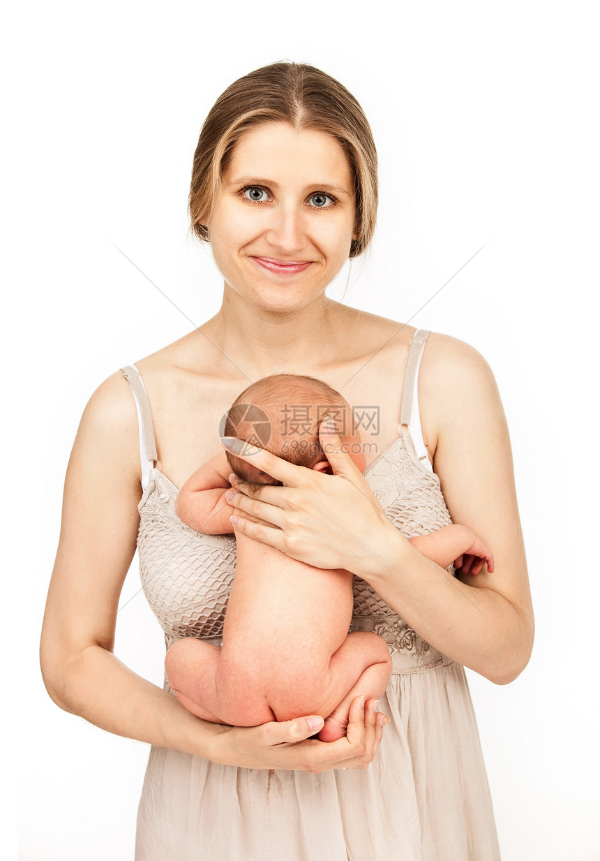 年轻母亲及其新生婴儿男孩图片