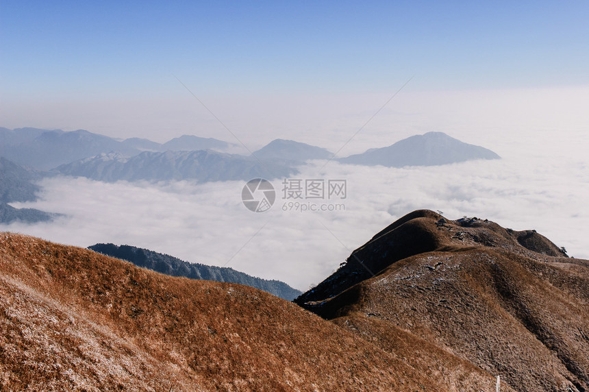 山武功山脉太阳日出远足场景旅行白色风景晴天图片