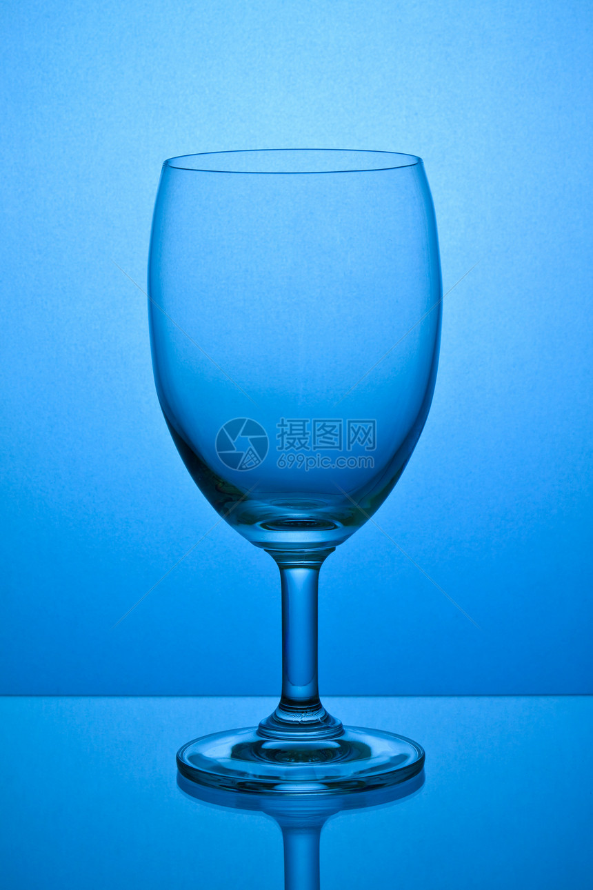 葡萄酒杯周年饮料白色玻璃口渴菜单酒厂纪念日器皿反射图片
