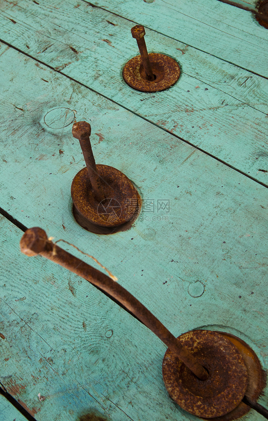 旧布尔木头坚果氧化金属螺栓苦恼图片