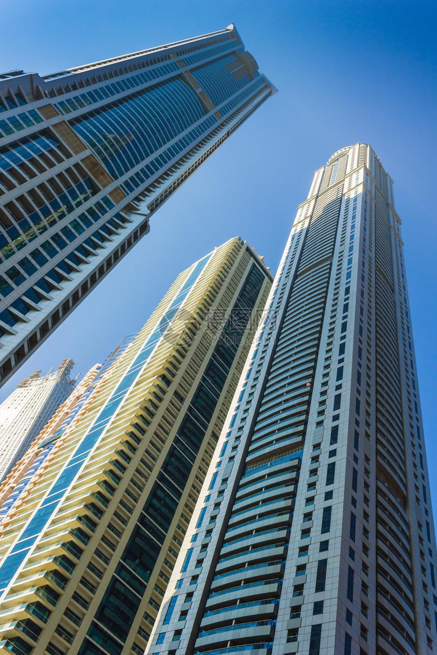 阿联酋迪拜高楼建筑和街道商业生长景观酒店住宅城市生活奢华窗户灯光图片