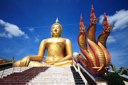 安通大佛在泰国寺庙里园艺佛教徒雕塑传统文化花园金子公园上帝身体背景