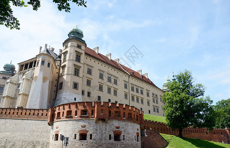西格松三世瓦萨塔和在克拉科夫Wawel堡垒的防御墙高清图片