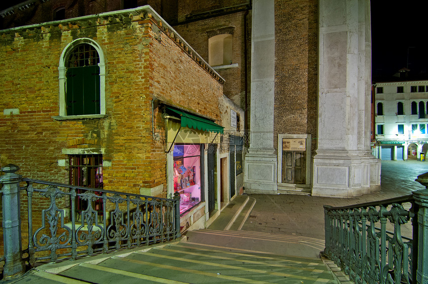 威尼斯意大利食人者观目的地历史旅行都市游客石头风景反射地方文化图片