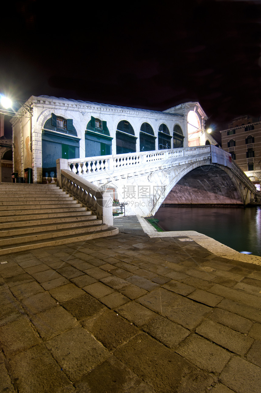 威尼斯意大利里亚尔托桥视图世界遗产建筑历史旅游风光都市地标假期游客风景图片