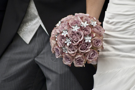 新娘花束捧花花朵粉色婚礼马夫背景图片
