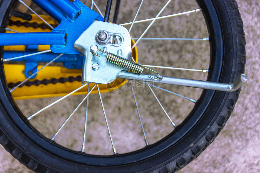 孩子的自行车车轮驾驶运动玩具踏板技术乐趣训练座位橡皮速度图片