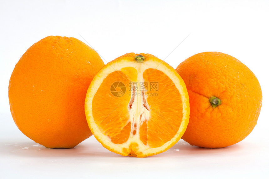 白底孤立的切片橙子水果区块图片