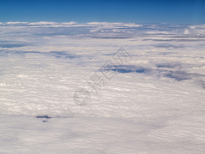 云层从天而起航班蓝色旅行白色气氛天线多云天空飞机空气背景图片