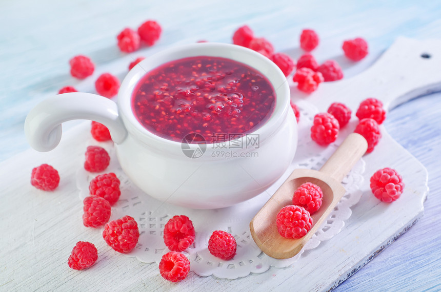 草莓和果酱植物水果蔬菜食物摄影素食糖浆玻璃季节勺子图片