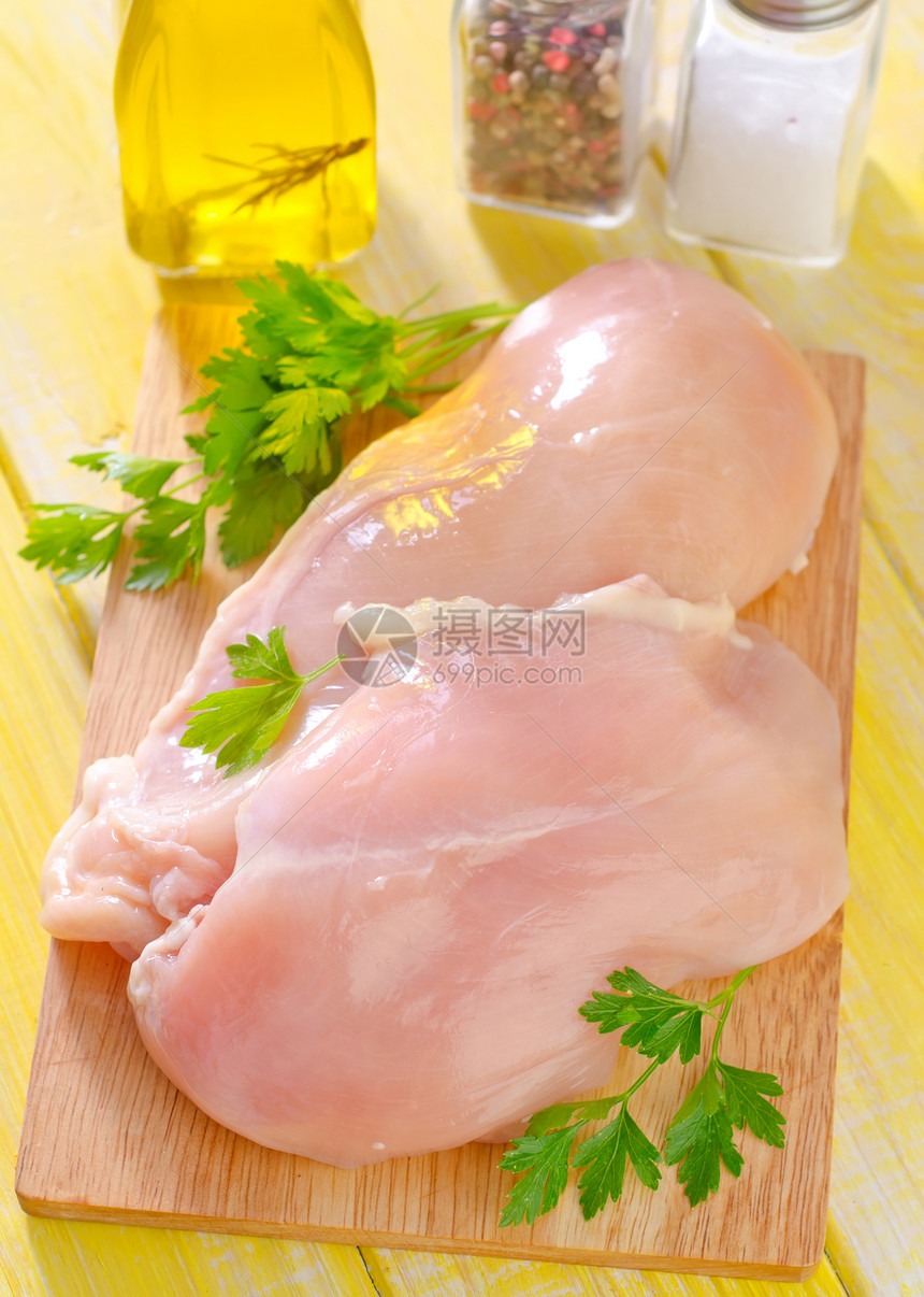 鸡片美食火鸡胸部母鸡胡椒正方形木头香菜烹饪肌肉图片